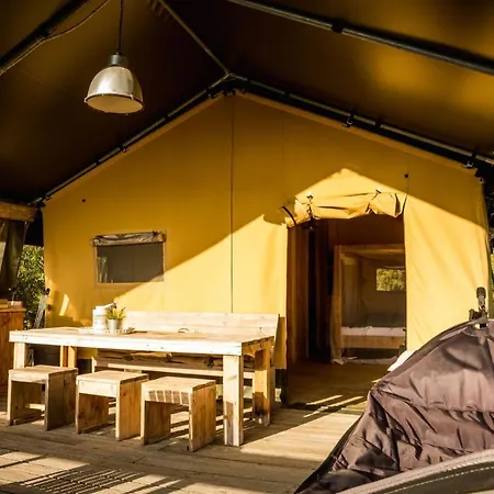 Holidays - Pian Di Boccio Роскошный шатер Беванья