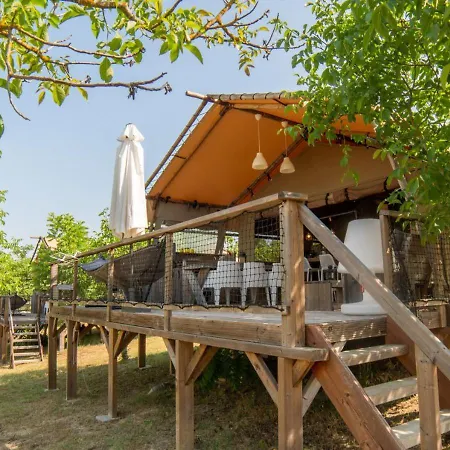 Holidays - Pian Di Boccio Роскошный шатер Беванья