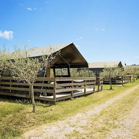 Роскошный шатер Holidays - Pian Di Boccio Беванья