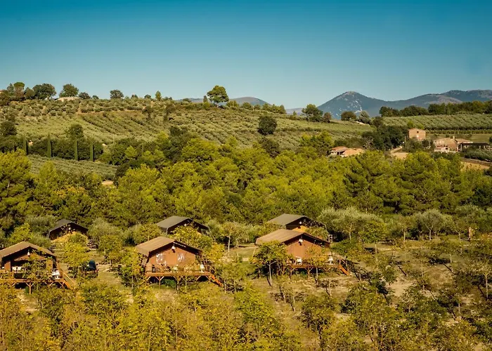 Holidays - Pian Di Boccio Campismo de Luxo Bevagna