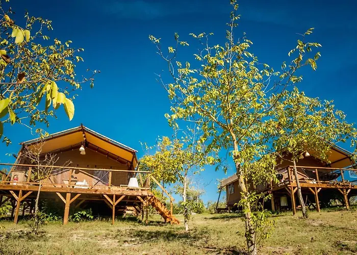 Campismo de Luxo Holidays - Pian Di Boccio Bevagna